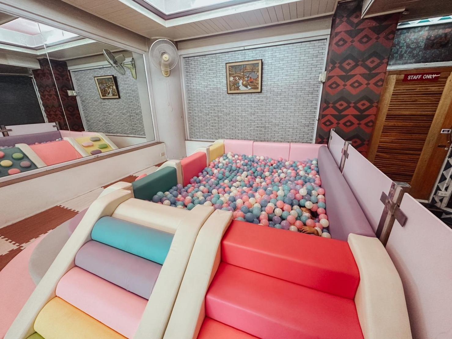 Hotel De Khuvieng 清邁 外观 照片